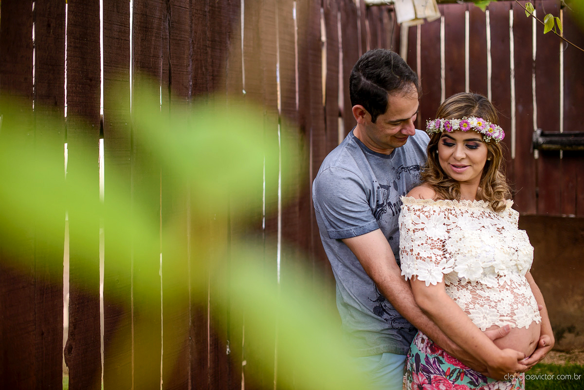 Book de gestante no campo com Fotografias lindas de gravida em ibatiba, por fotógrafos de casamento de Vila Velha fotógrafos de casamento de Vitória fotógrafos de casamento de Serra Espirito Santo ES, com amor e registrando o sonho de ser mãe.