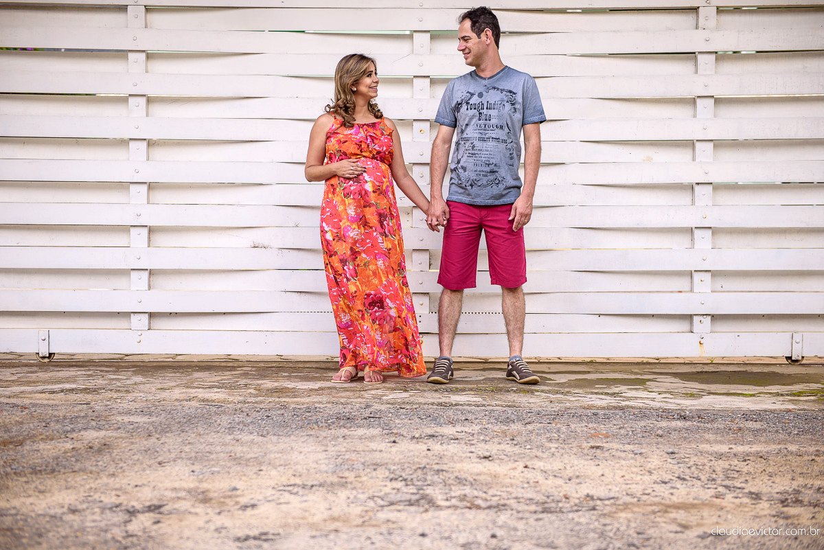 Book de gestante no campo com Fotografias lindas de gravida em ibatiba, por fotógrafos de casamento de Vila Velha fotógrafos de casamento de Vitória fotógrafos de casamento de Serra Espirito Santo ES, com amor e registrando o sonho de ser mãe.