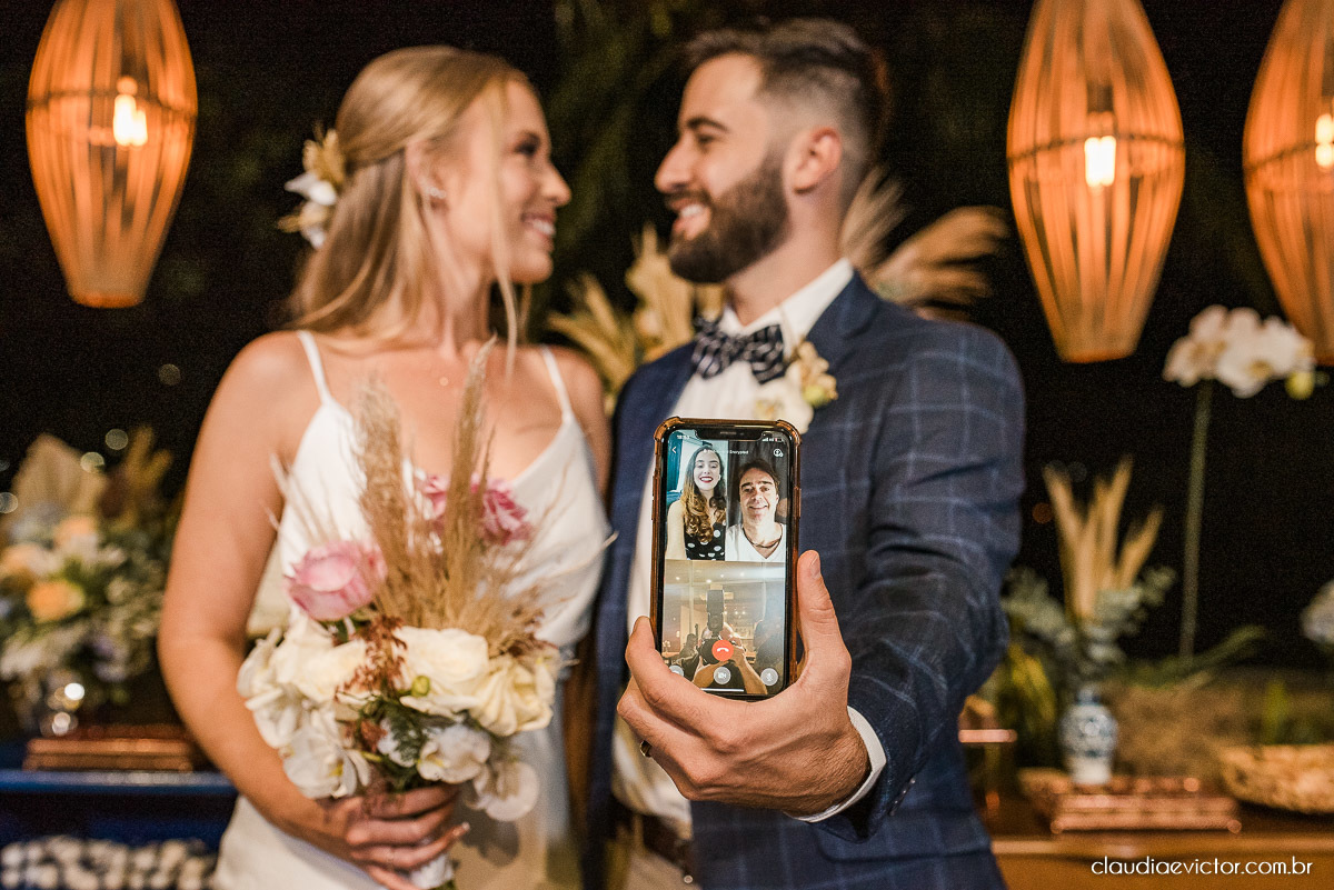 Casamento estilo mini wedding na praça do papa Gourmet noivo noiva casamento fotógrafo de casamento em vila velha fotógrafo de casamento em vitória fotógrafo de casamento espirito santo es vestido buquê decoração de casamento ao ar livre