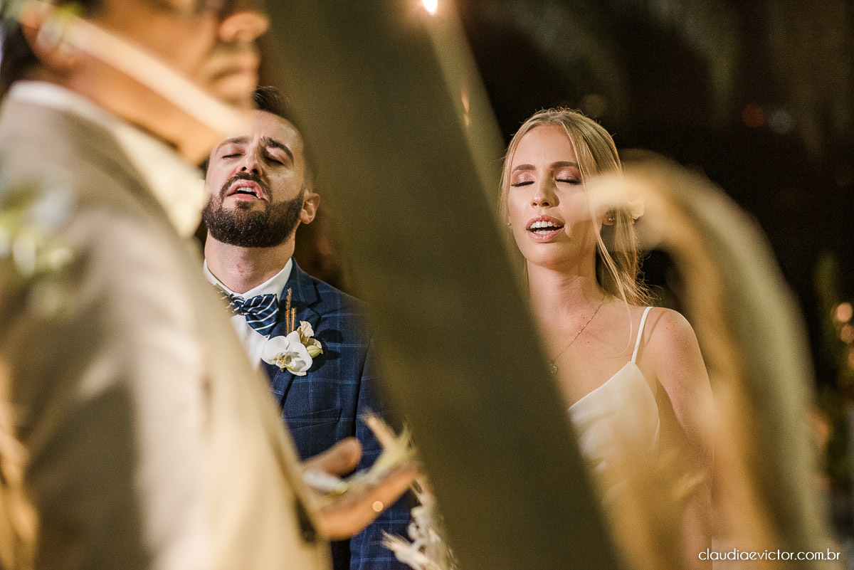 Casamento estilo mini wedding na praça do papa Gourmet noivo noiva casamento fotógrafo de casamento em vila velha fotógrafo de casamento em vitória fotógrafo de casamento espirito santo es vestido buquê decoração de casamento ao ar livre