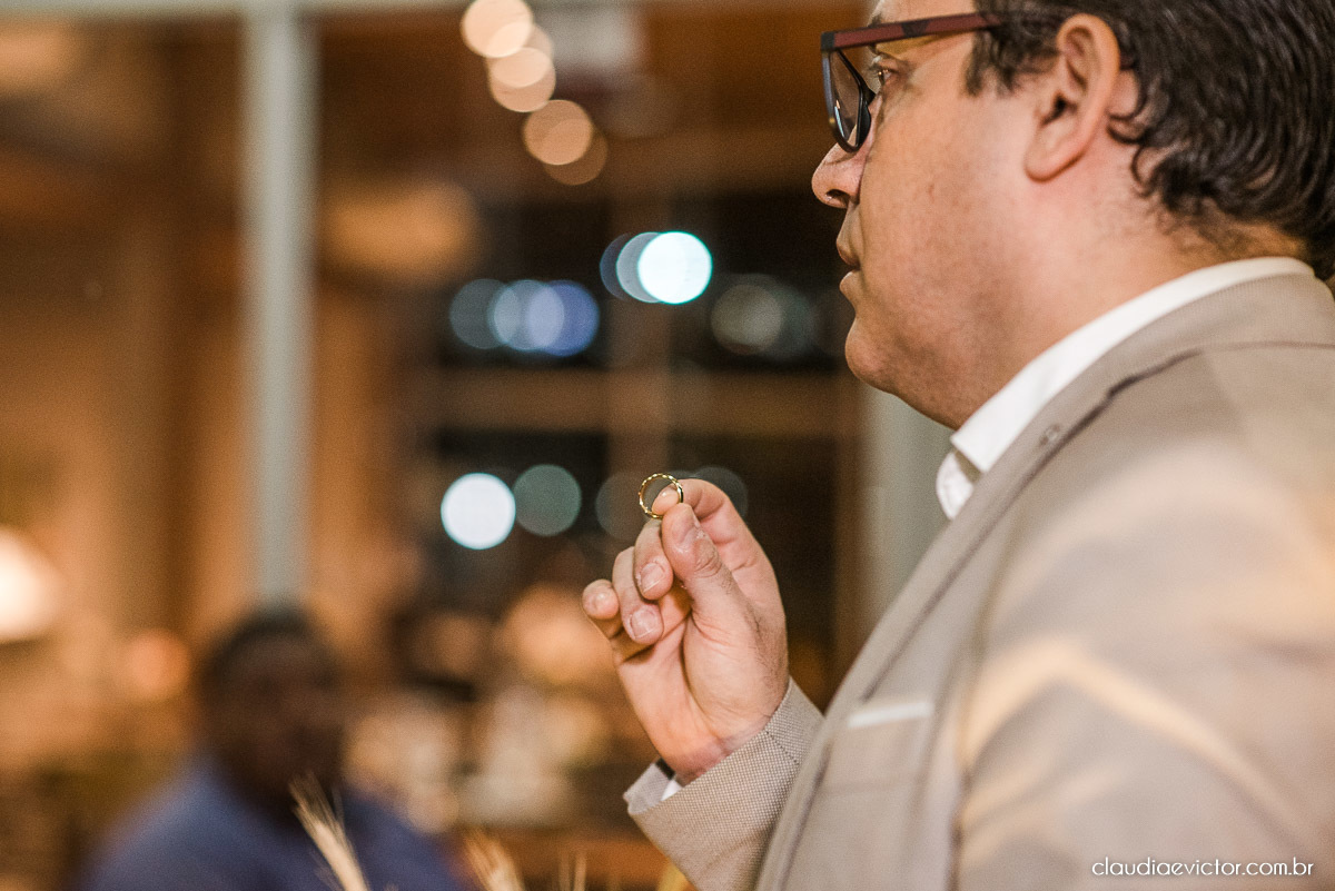 Casamento estilo mini wedding na praça do papa Gourmet noivo noiva casamento fotógrafo de casamento em vila velha fotógrafo de casamento em vitória fotógrafo de casamento espirito santo es vestido buquê decoração de casamento ao ar livre