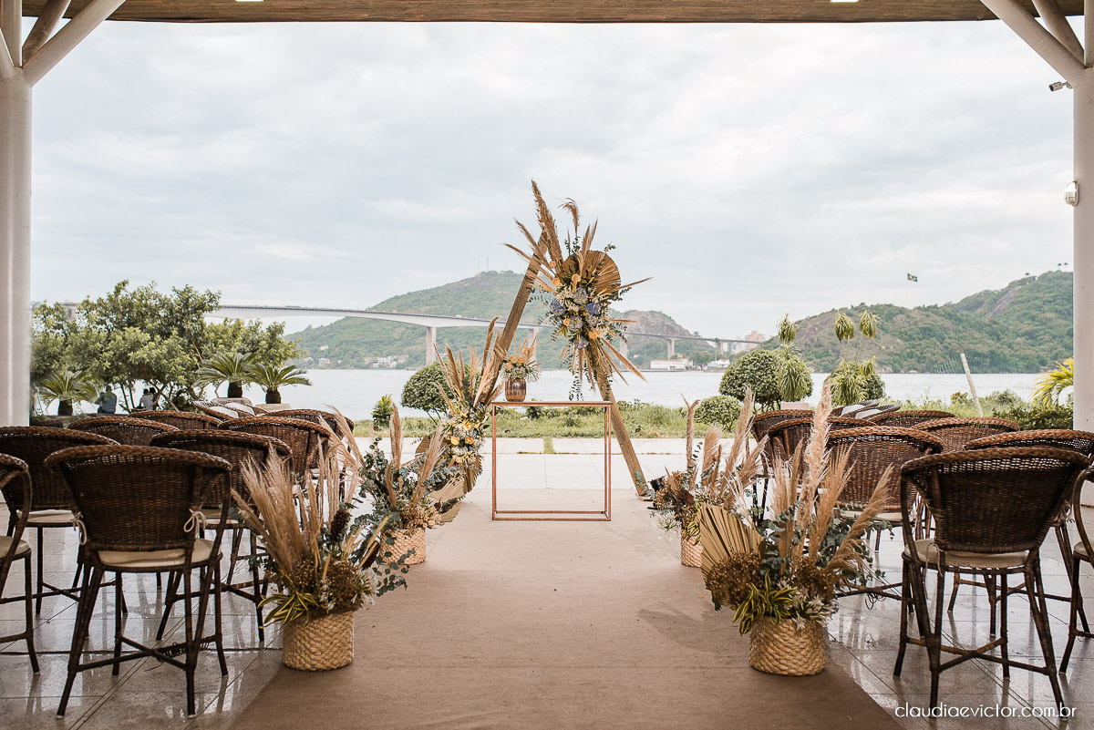 Casamento estilo mini wedding na praça do papa Gourmet noivo noiva casamento fotógrafo de casamento em vila velha fotógrafo de casamento em vitória fotógrafo de casamento espirito santo es vestido buquê decoração de casamento ao ar livre