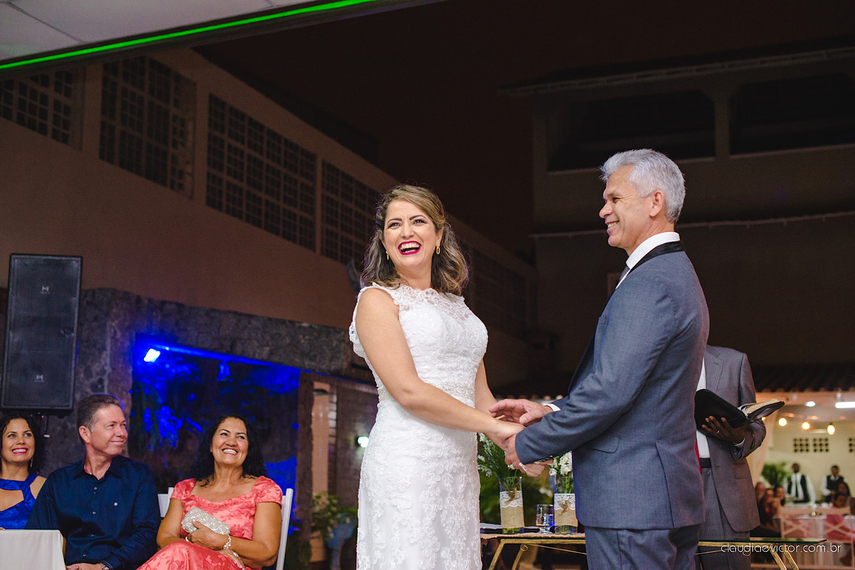 Bodas de Prata fotografada por fotógrafos de casamento de vila velha fotógrafos de casamento de Vitória fotógrafos de casamento de Serra Espirito Santo ES no Cerimonial Serimath