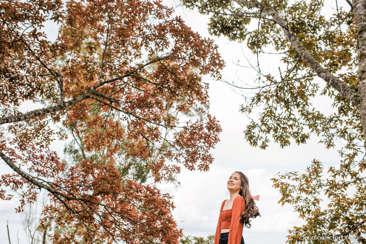 Ensaio feminino 15 anos pedra azul aroso paço hotel fotógrafo de casamento em vila velha fotógrafo de casamento em vitória espirito santo es moda 