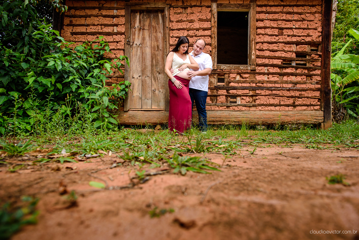 fotógrafos de gestante de Vila Velha com ensaio realizado em Alto Caparaó - MG com lindas fotos ao ar livre na floresta e na cachoeira das Andorinhas por fotógrafos de casamento de Vila Velha fotógrafos de casamento de Vitória Espirito Santo ES