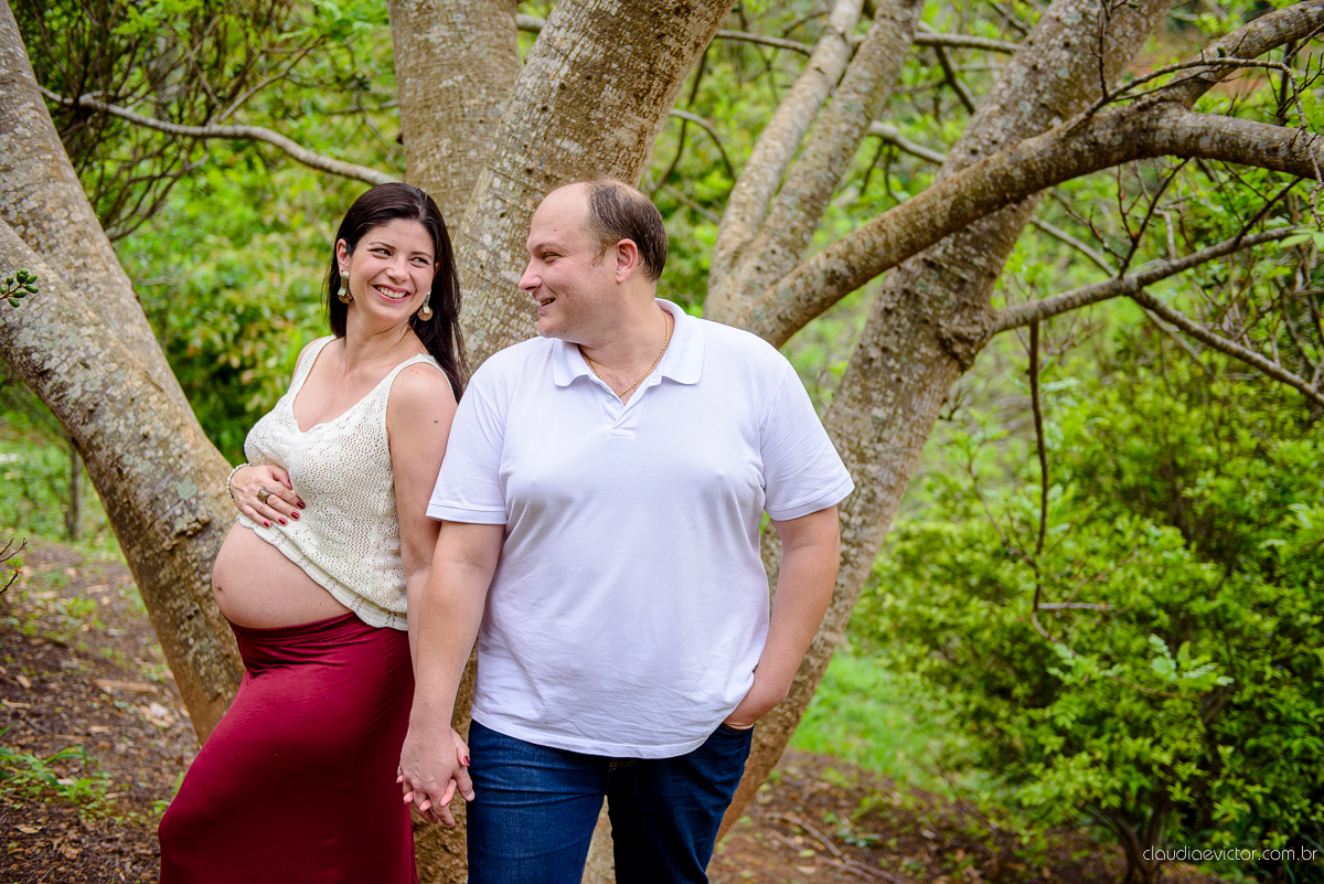 fotógrafos de gestante de Vila Velha com ensaio realizado em Alto Caparaó - MG com lindas fotos ao ar livre na floresta e na cachoeira das Andorinhas por fotógrafos de casamento de Vila Velha fotógrafos de casamento de Vitória Espirito Santo ES
