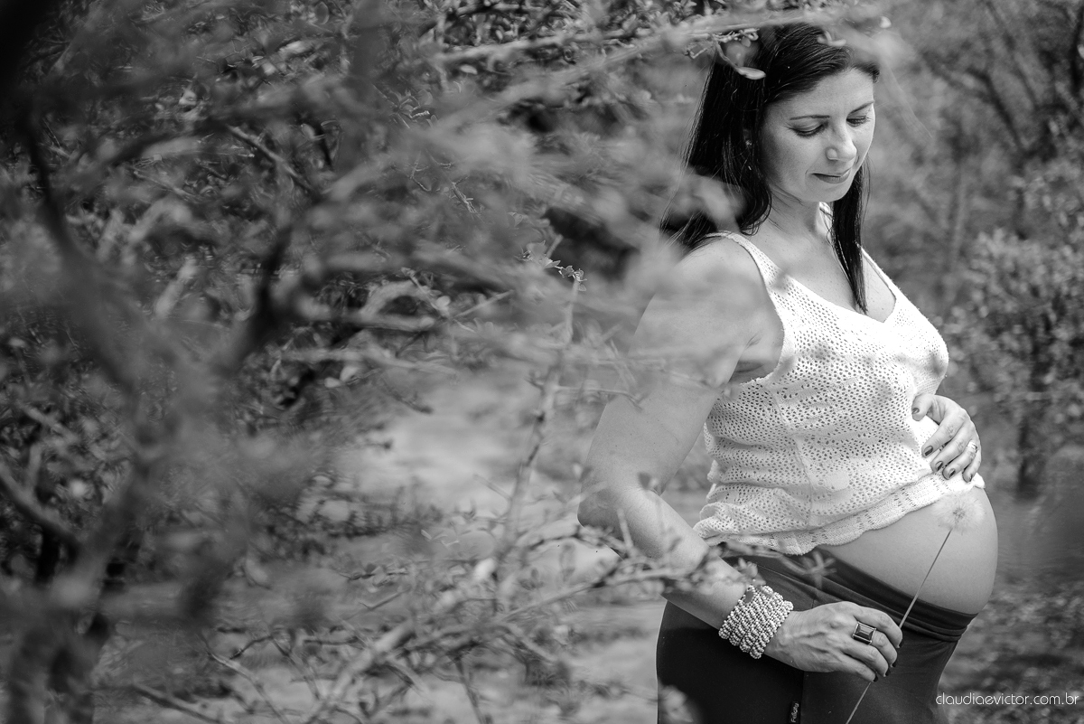 fotógrafos de gestante de Vila Velha com ensaio realizado em Alto Caparaó - MG com lindas fotos ao ar livre na floresta e na cachoeira das Andorinhas por fotógrafos de casamento de Vila Velha fotógrafos de casamento de Vitória Espirito Santo ES