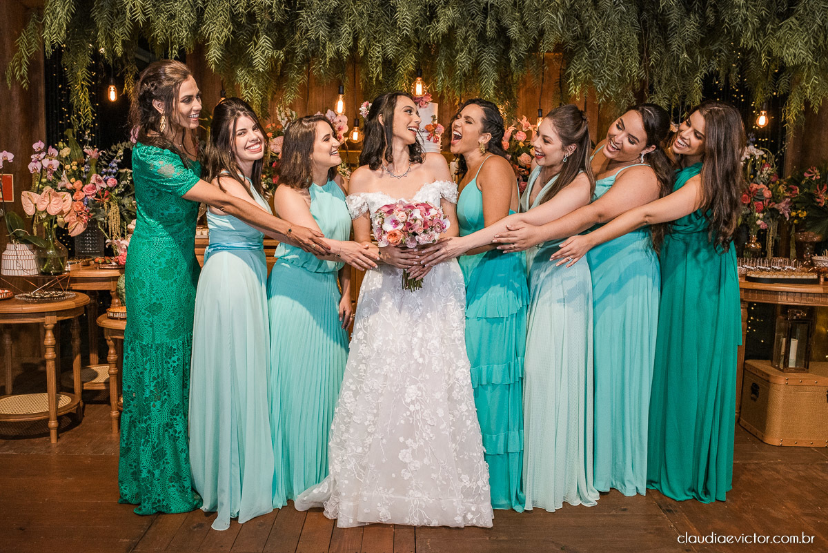 casamento ao ar livre de dia mini wedding vestido de noiva noivo bride wedding inspiration fotografo de casamento em vila velha fotografo de casamento em vitória espirito santo es ninho da roxinha serra por do sol de frente do mar