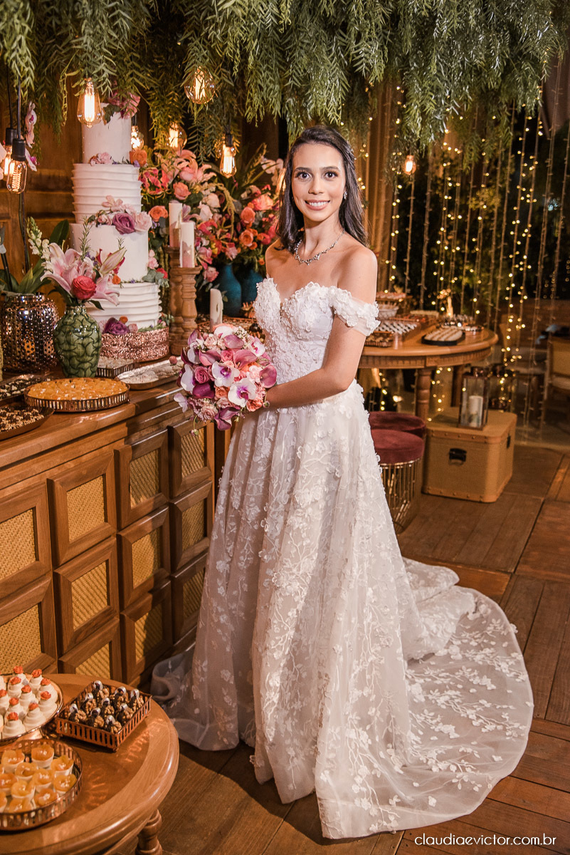 casamento ao ar livre de dia mini wedding vestido de noiva noivo bride wedding inspiration fotografo de casamento em vila velha fotografo de casamento em vitória espirito santo es ninho da roxinha serra por do sol de frente do mar