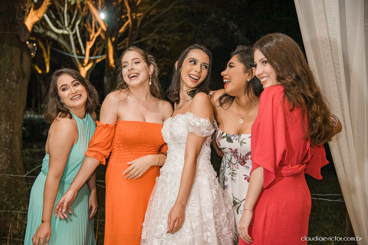 casamento ao ar livre de dia mini wedding vestido de noiva noivo bride wedding inspiration fotografo de casamento em vila velha fotografo de casamento em vitória espirito santo es ninho da roxinha serra por do sol de frente do mar