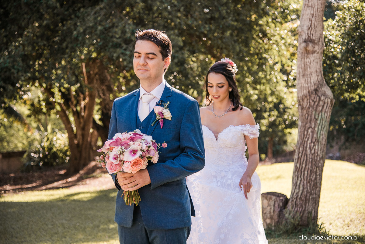 casamento ao ar livre de dia mini wedding vestido de noiva noivo bride wedding inspiration fotografo de casamento em vila velha fotografo de casamento em vitória espirito santo es ninho da roxinha serra por do sol de frente do mar