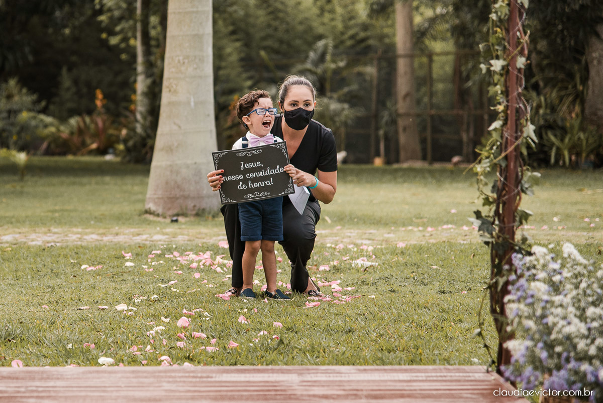 casamento ao ar livre fim de tarde wedding inspiration noivo noiva vestido buquê decoração chácara bambu fotógrafo de casamento em vila velha fotógrafo de casamento em vitória  espirito santo es fotografo de casamento em serra 