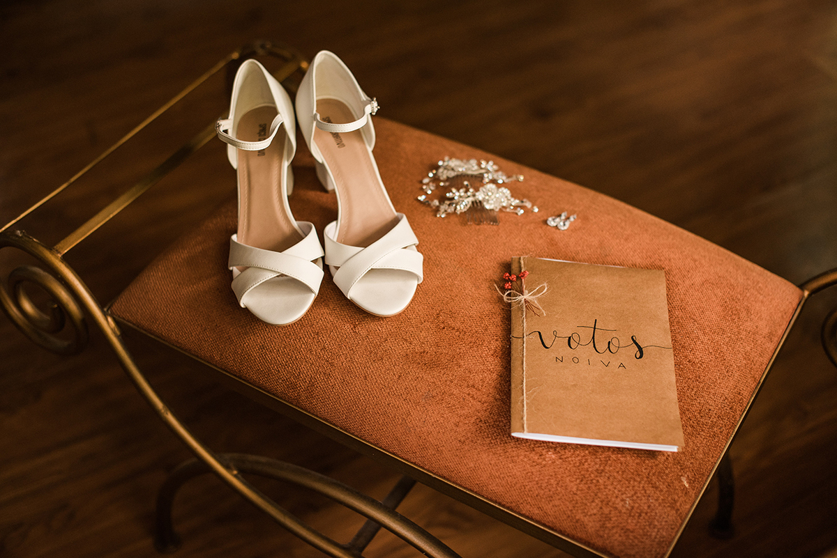 casamento ao ar livre fim de tarde wedding inspiration noivo noiva vestido buquê decoração chácara bambu fotógrafo de casamento em vila velha fotógrafo de casamento em vitória  espirito santo es fotografo de casamento em serra 