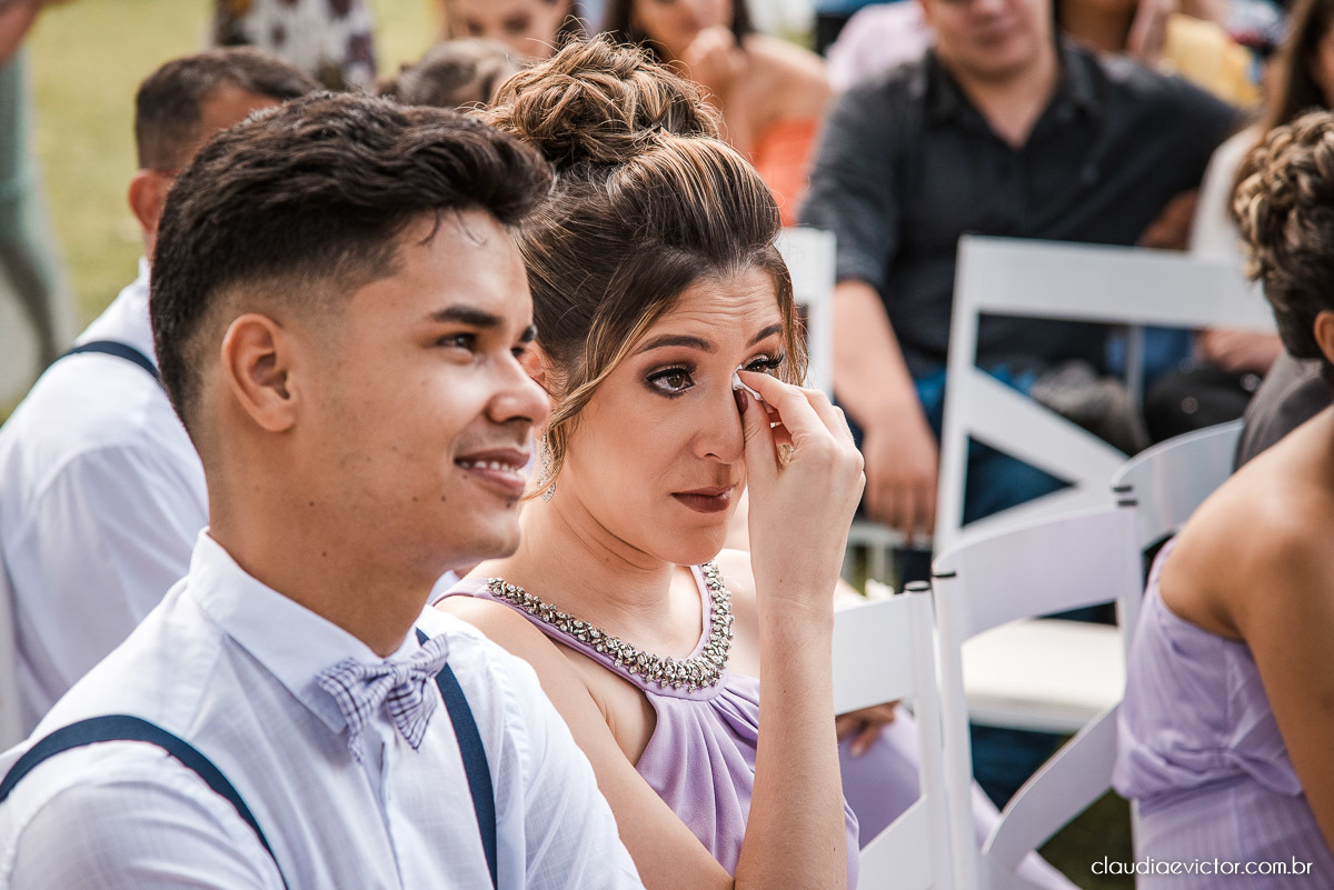 casamento ao ar livre fim de tarde wedding inspiration noivo noiva vestido buquê decoração chácara bambu fotógrafo de casamento em vila velha fotógrafo de casamento em vitória  espirito santo es fotografo de casamento em serra 