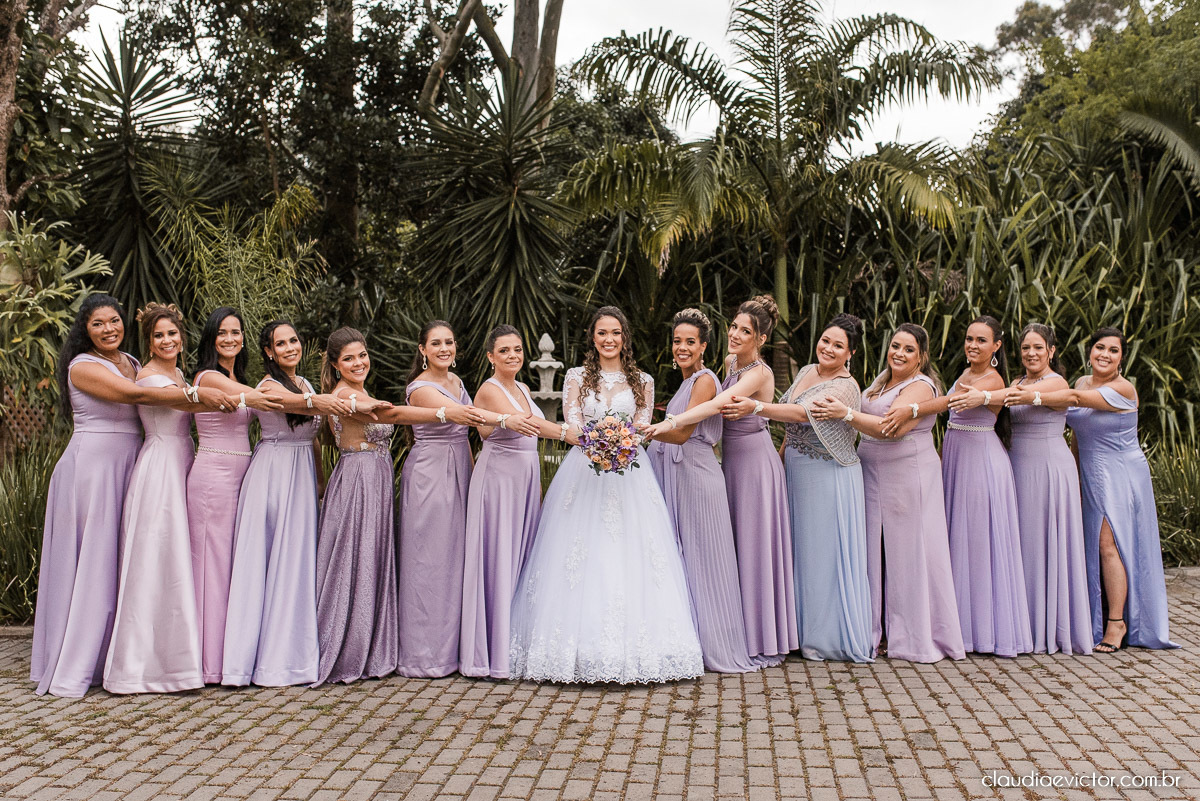 casamento ao ar livre fim de tarde wedding inspiration noivo noiva vestido buquê decoração chácara bambu fotógrafo de casamento em vila velha fotógrafo de casamento em vitória  espirito santo es fotografo de casamento em serra 