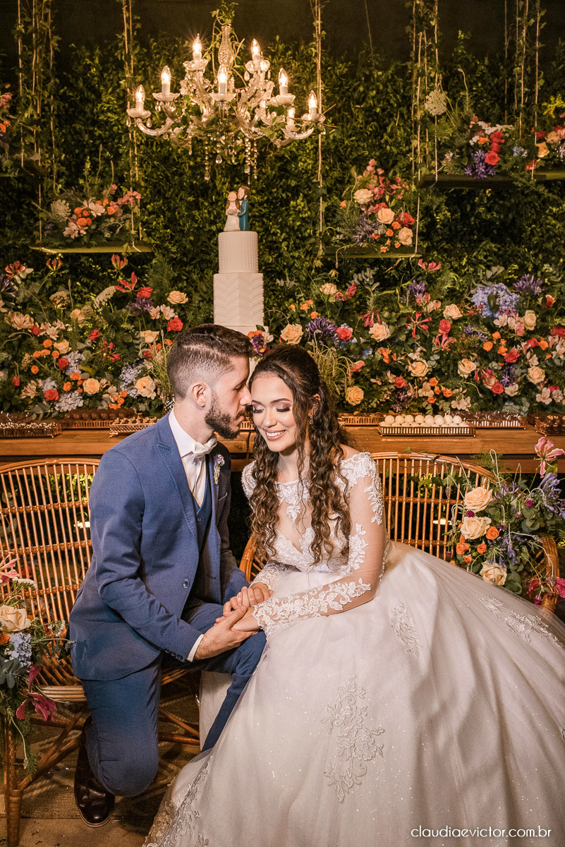 casamento ao ar livre fim de tarde wedding inspiration noivo noiva vestido buquê decoração chácara bambu fotógrafo de casamento em vila velha fotógrafo de casamento em vitória  espirito santo es fotografo de casamento em serra 