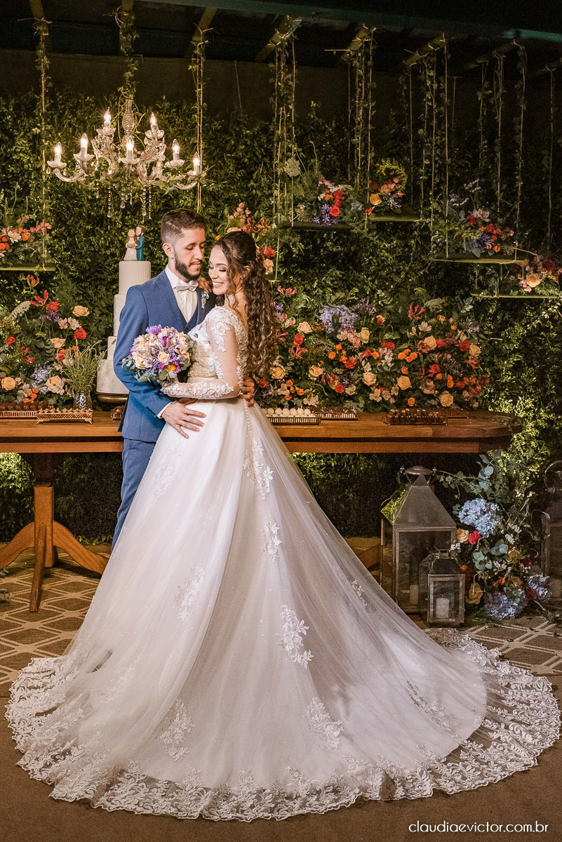 casamento ao ar livre fim de tarde wedding inspiration noivo noiva vestido buquê decoração chácara bambu fotógrafo de casamento em vila velha fotógrafo de casamento em vitória  espirito santo es fotografo de casamento em serra 