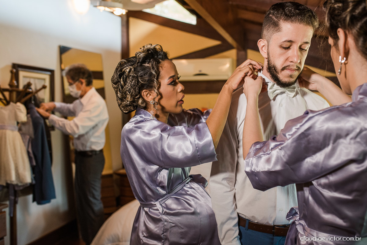 casamento ao ar livre fim de tarde wedding inspiration noivo noiva vestido buquê decoração chácara bambu fotógrafo de casamento em vila velha fotógrafo de casamento em vitória  espirito santo es fotografo de casamento em serra 