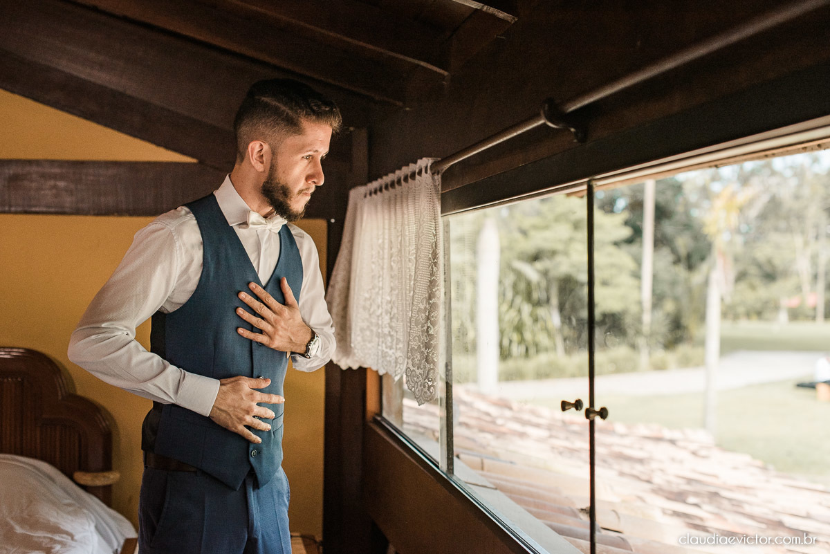 casamento ao ar livre fim de tarde wedding inspiration noivo noiva vestido buquê decoração chácara bambu fotógrafo de casamento em vila velha fotógrafo de casamento em vitória  espirito santo es fotografo de casamento em serra 