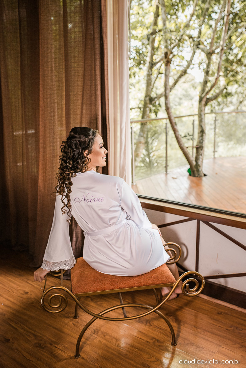 casamento ao ar livre fim de tarde wedding inspiration noivo noiva vestido buquê decoração chácara bambu fotógrafo de casamento em vila velha fotógrafo de casamento em vitória  espirito santo es fotografo de casamento em serra 