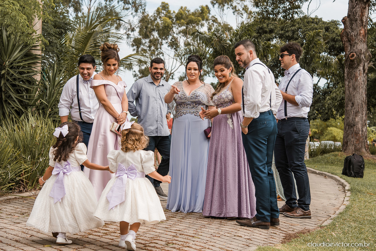 casamento ao ar livre fim de tarde wedding inspiration noivo noiva vestido buquê decoração chácara bambu fotógrafo de casamento em vila velha fotógrafo de casamento em vitória  espirito santo es fotografo de casamento em serra 