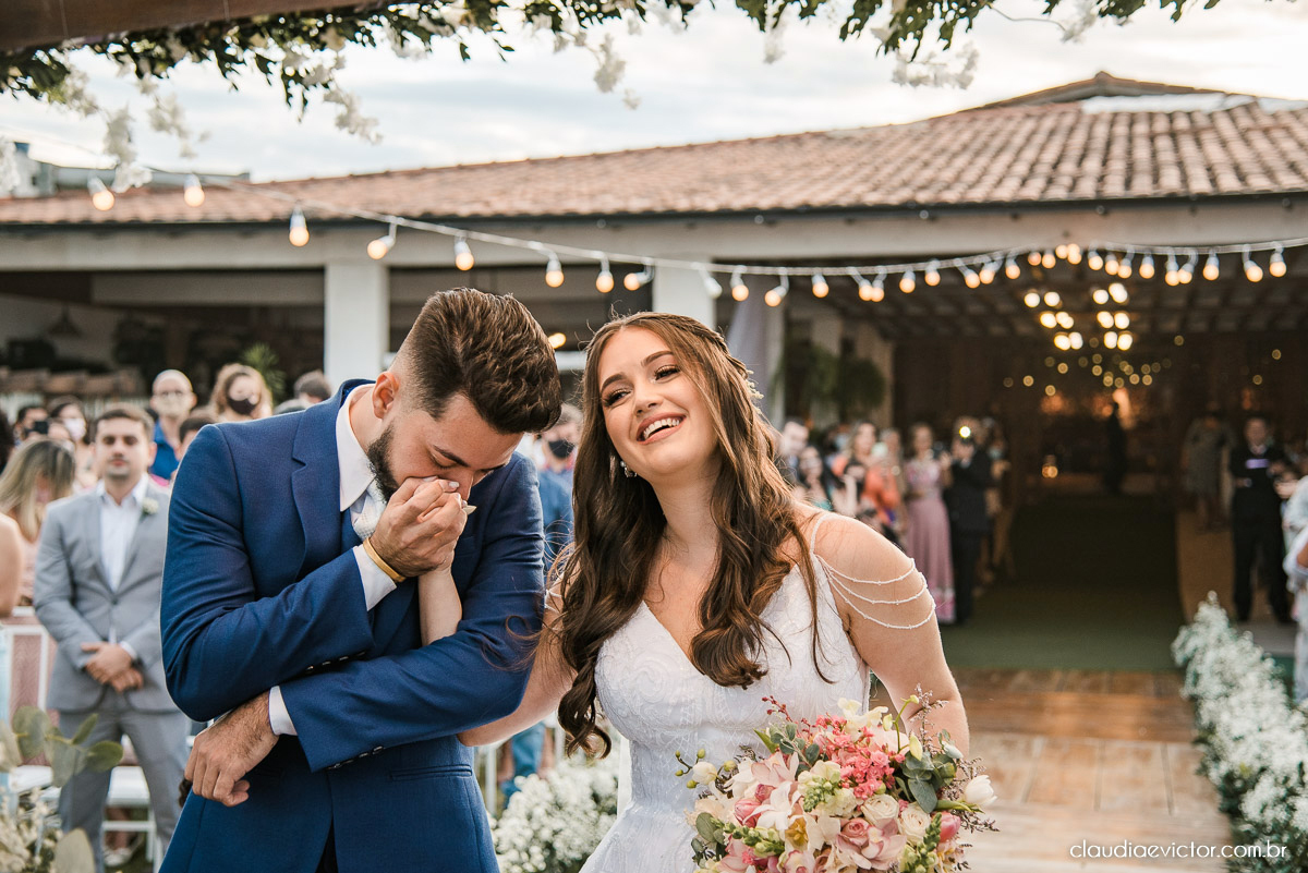 Casamento making of da noiva noivo dia de casamento fotógrafo de casamento em vila velha fotógrafo de casamento em Vitória serra aracruz ar livre casamento de dia casa di lucca praia spazio penha arraz