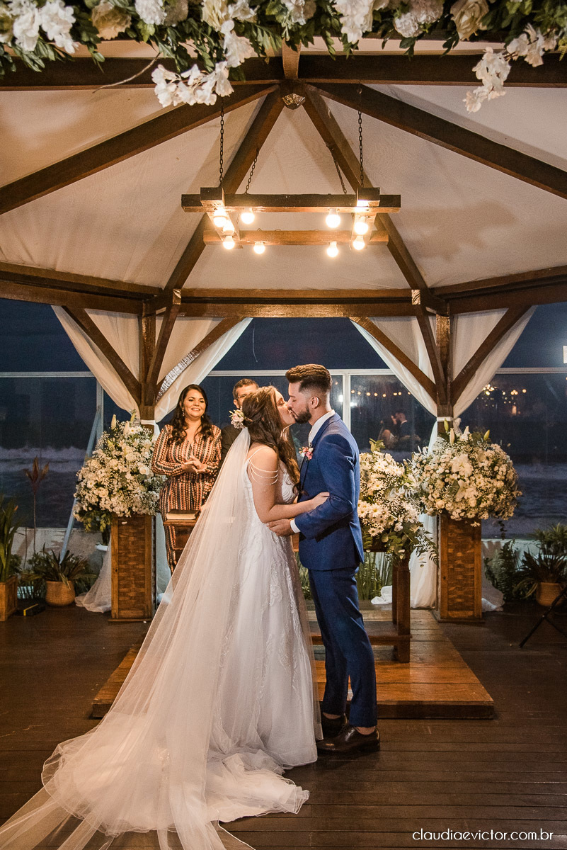 Casamento making of da noiva noivo dia de casamento fotógrafo de casamento em vila velha fotógrafo de casamento em Vitória serra aracruz ar livre casamento de dia casa di lucca praia spazio penha arraz