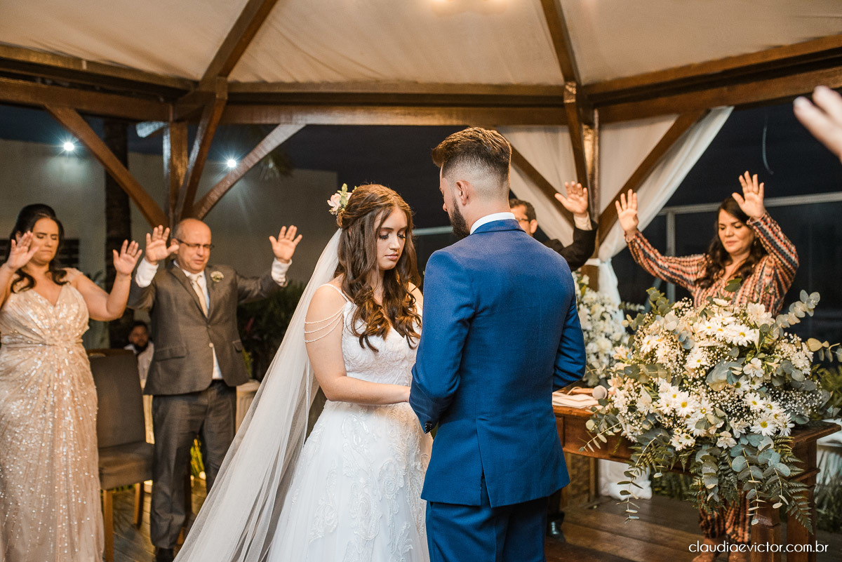 Casamento making of da noiva noivo dia de casamento fotógrafo de casamento em vila velha fotógrafo de casamento em Vitória serra aracruz ar livre casamento de dia casa di lucca praia spazio penha arraz