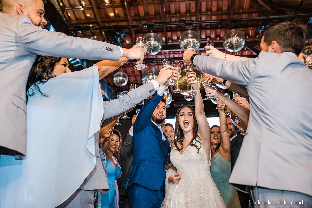 Casamento making of da noiva noivo dia de casamento fotógrafo de casamento em vila velha fotógrafo de casamento em Vitória serra aracruz ar livre casamento de dia casa di lucca praia spazio penha arraz