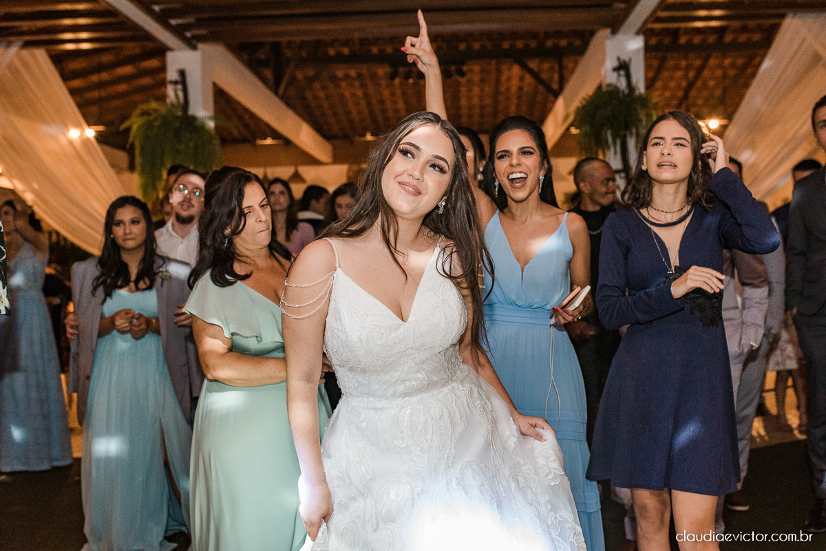 Casamento making of da noiva noivo dia de casamento fotógrafo de casamento em vila velha fotógrafo de casamento em Vitória serra aracruz ar livre casamento de dia casa di lucca praia spazio penha arraz