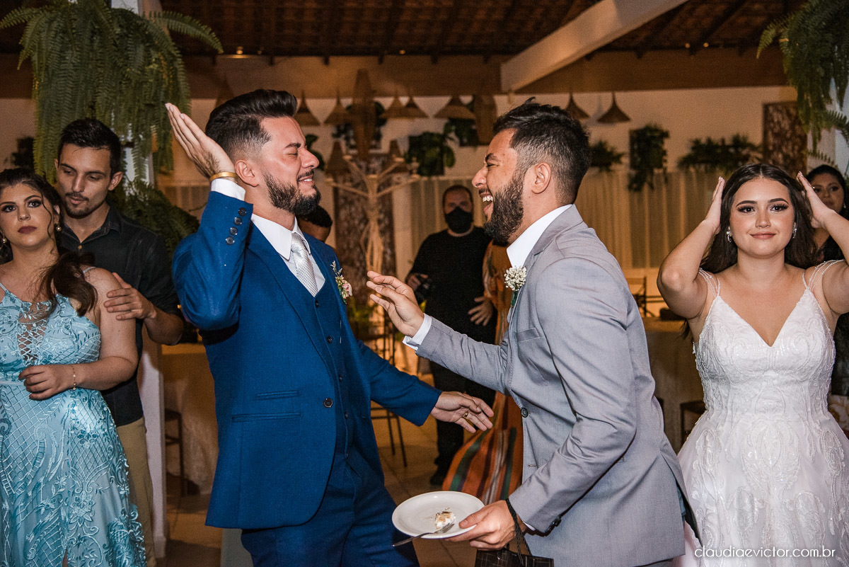 Casamento making of da noiva noivo dia de casamento fotógrafo de casamento em vila velha fotógrafo de casamento em Vitória serra aracruz ar livre casamento de dia casa di lucca praia spazio penha arraz