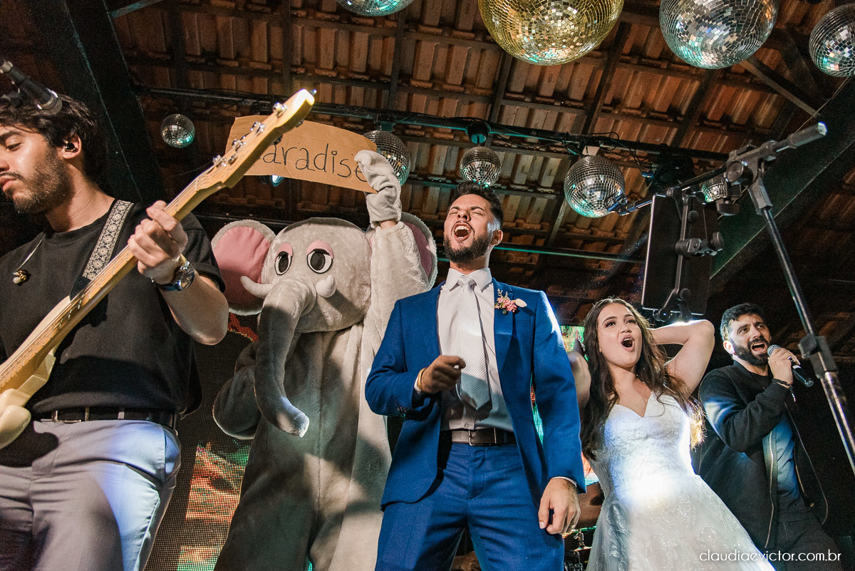 Casamento making of da noiva noivo dia de casamento fotógrafo de casamento em vila velha fotógrafo de casamento em Vitória serra aracruz ar livre casamento de dia casa di lucca praia spazio penha arraz