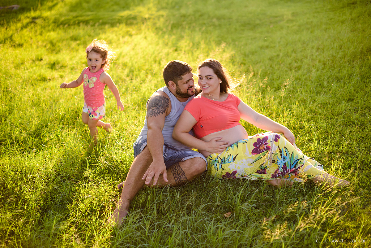 Ensaio fotográfico de gestante e família realizado no Parque Pedra da Cebola Vitória por fotógrafos de casamento de Vila Velha fotógrafos de casamento de Vitória fotógrafos de casamento de Serra Espirito Santo ES