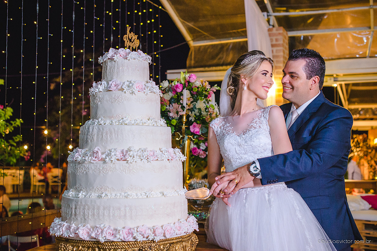casamento lindo realizado na igreja Maranata Cariacica com noivos e noivas fotógrafos de casamento de Vila Velha fotógrafos de casamento de Vitória fotógrafos de casamento de Serra Espirito Santo ES