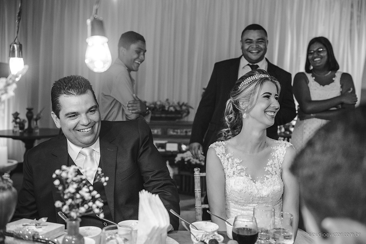 casamento lindo realizado na igreja Maranata Cariacica com noivos e noivas fotógrafos de casamento de Vila Velha fotógrafos de casamento de Vitória fotógrafos de casamento de Serra Espirito Santo ES