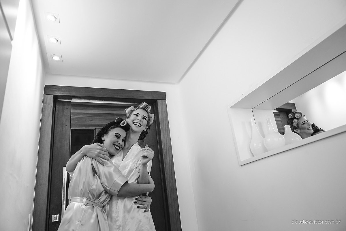 casamento lindo realizado na igreja Maranata Cariacica com noivos e noivas fotógrafos de casamento de Vila Velha fotógrafos de casamento de Vitória fotógrafos de casamento de Serra Espirito Santo ES