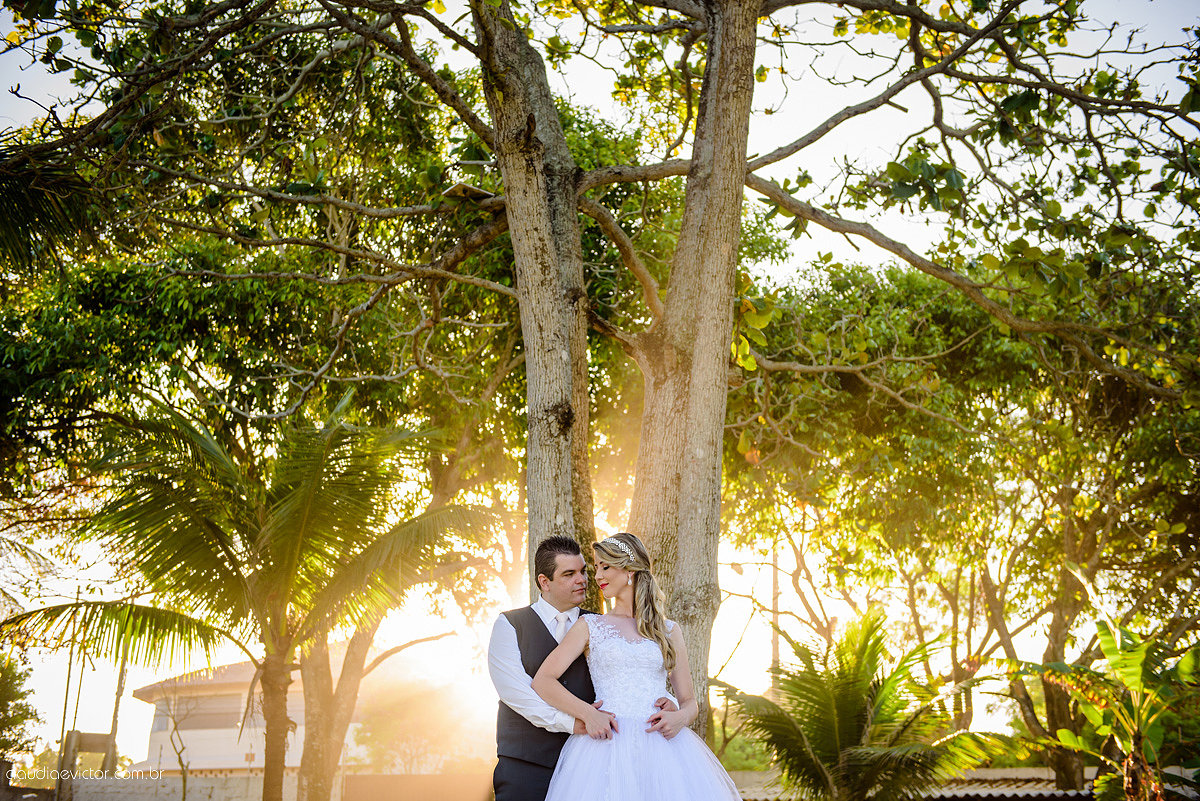 casamento lindo realizado na igreja Maranata Cariacica com noivos e noivas fotógrafos de casamento de Vila Velha fotógrafos de casamento de Vitória fotógrafos de casamento de Serra Espirito Santo ES
