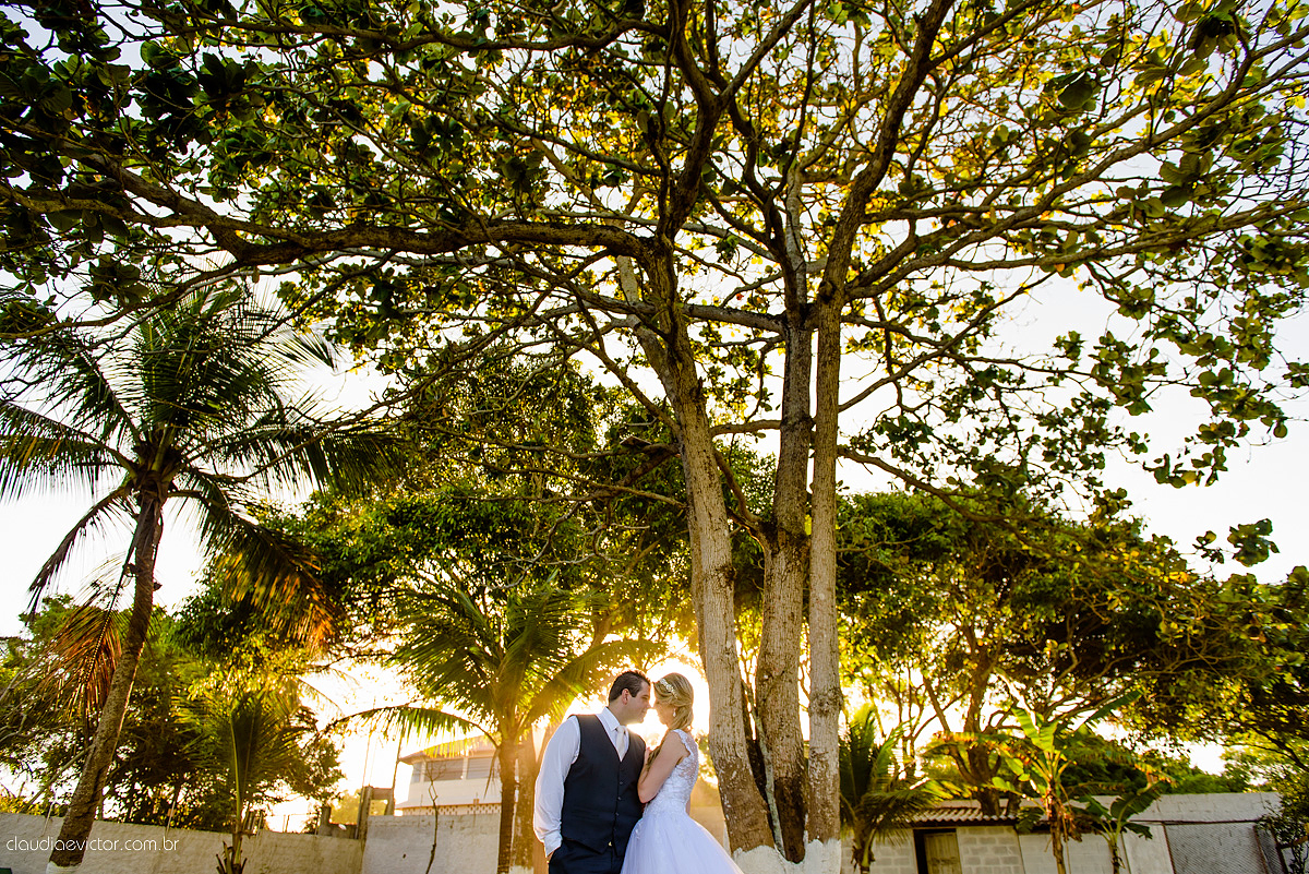 casamento lindo realizado na igreja Maranata Cariacica com noivos e noivas fotógrafos de casamento de Vila Velha fotógrafos de casamento de Vitória fotógrafos de casamento de Serra Espirito Santo ES