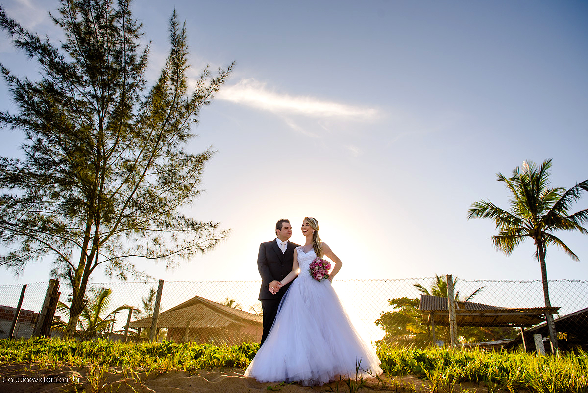 casamento lindo realizado na igreja Maranata Cariacica com noivos e noivas fotógrafos de casamento de Vila Velha fotógrafos de casamento de Vitória fotógrafos de casamento de Serra Espirito Santo ES