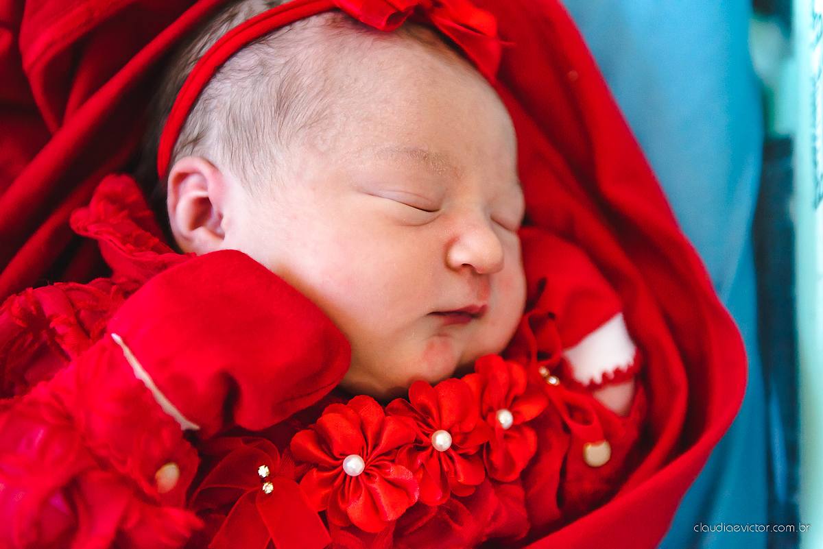 fotos de nascimento parto com a chegada da Beatriz ao mundo muito fofa e linda em uma maternidade por fotógrafos de casamento de Vila velha fotógrafos de casamento de Vitória fotógrafos de casamento de Serra Espirito Santo ES