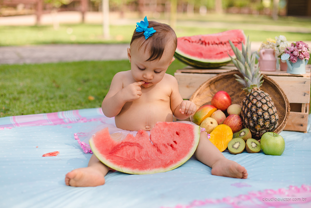 Lindo ensaio infantil no parque da vale por fotógrafos de casamento de Vila Velha fotógrafos de casamento de Vitória fotógrafos de casamento de Serra Espirito Santo ES