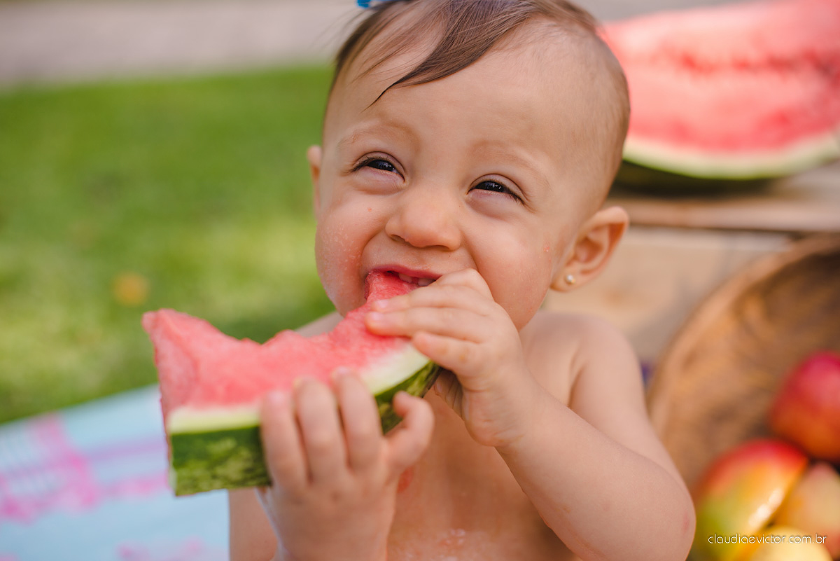 Lindo ensaio infantil no parque da vale por fotógrafos de casamento de Vila Velha fotógrafos de casamento de Vitória fotógrafos de casamento de Serra Espirito Santo ES