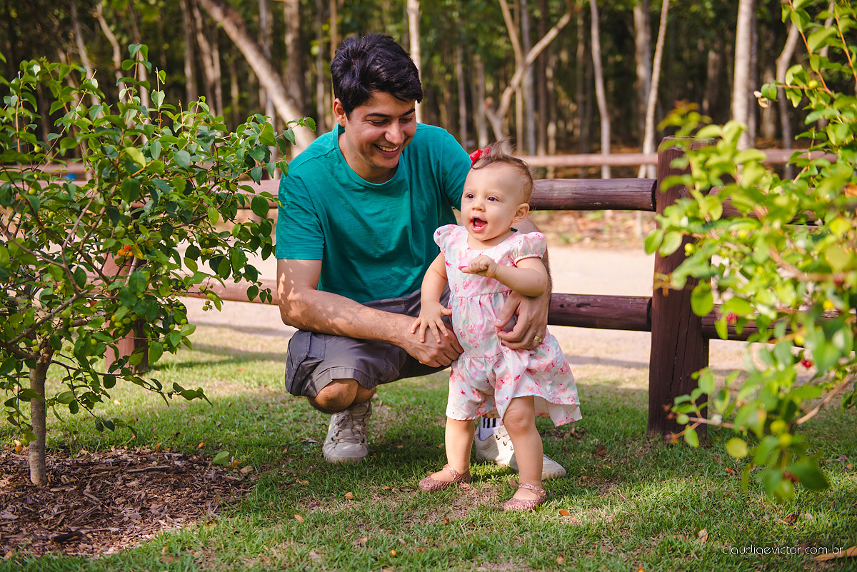 Lindo ensaio infantil no parque da vale por fotógrafos de casamento de Vila Velha fotógrafos de casamento de Vitória fotógrafos de casamento de Serra Espirito Santo ES