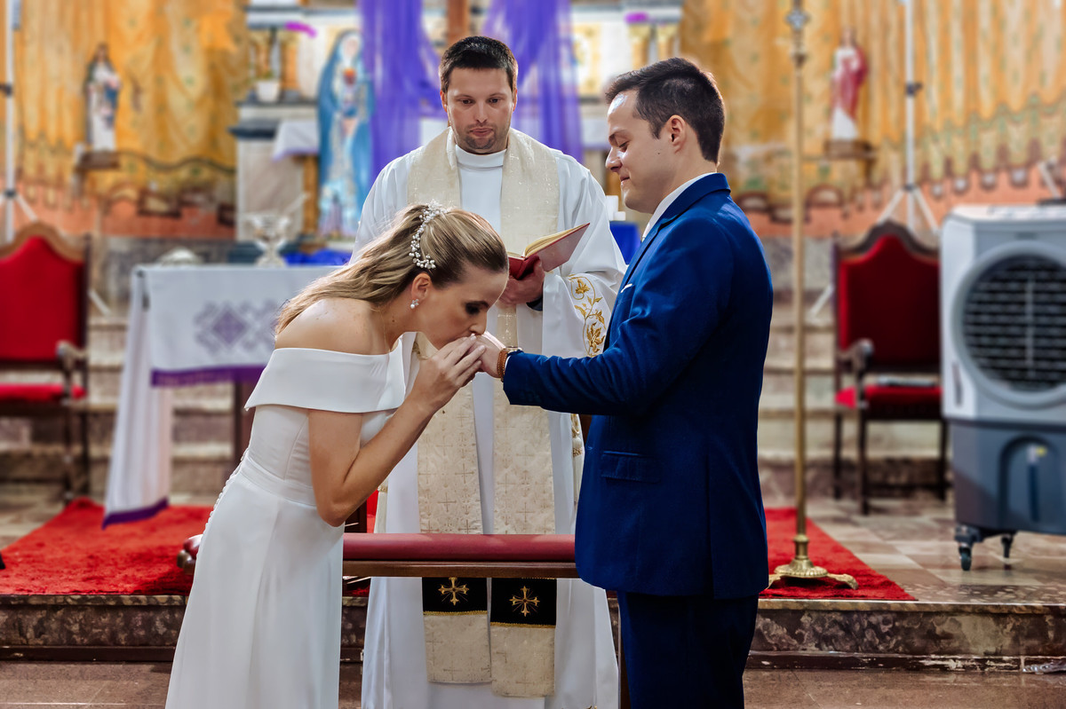 hora da aliança, beijo