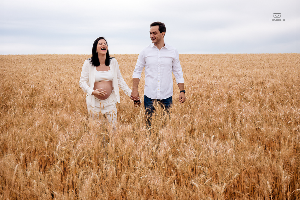 Mamae feliz com a espera do filho