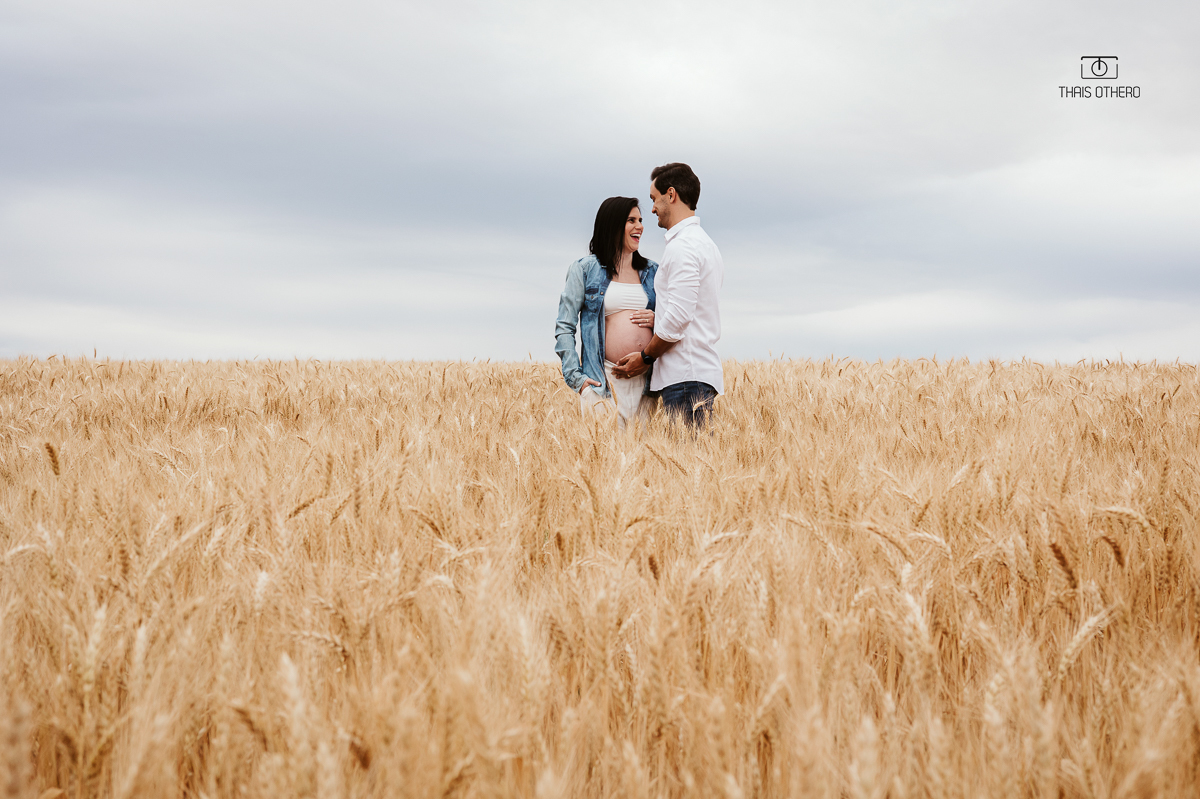 olhar apaixonado, plantacao de trigo