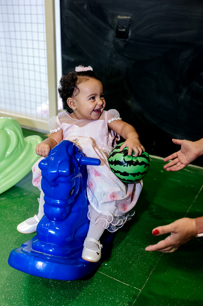 bola, cavalinho, brincadeira