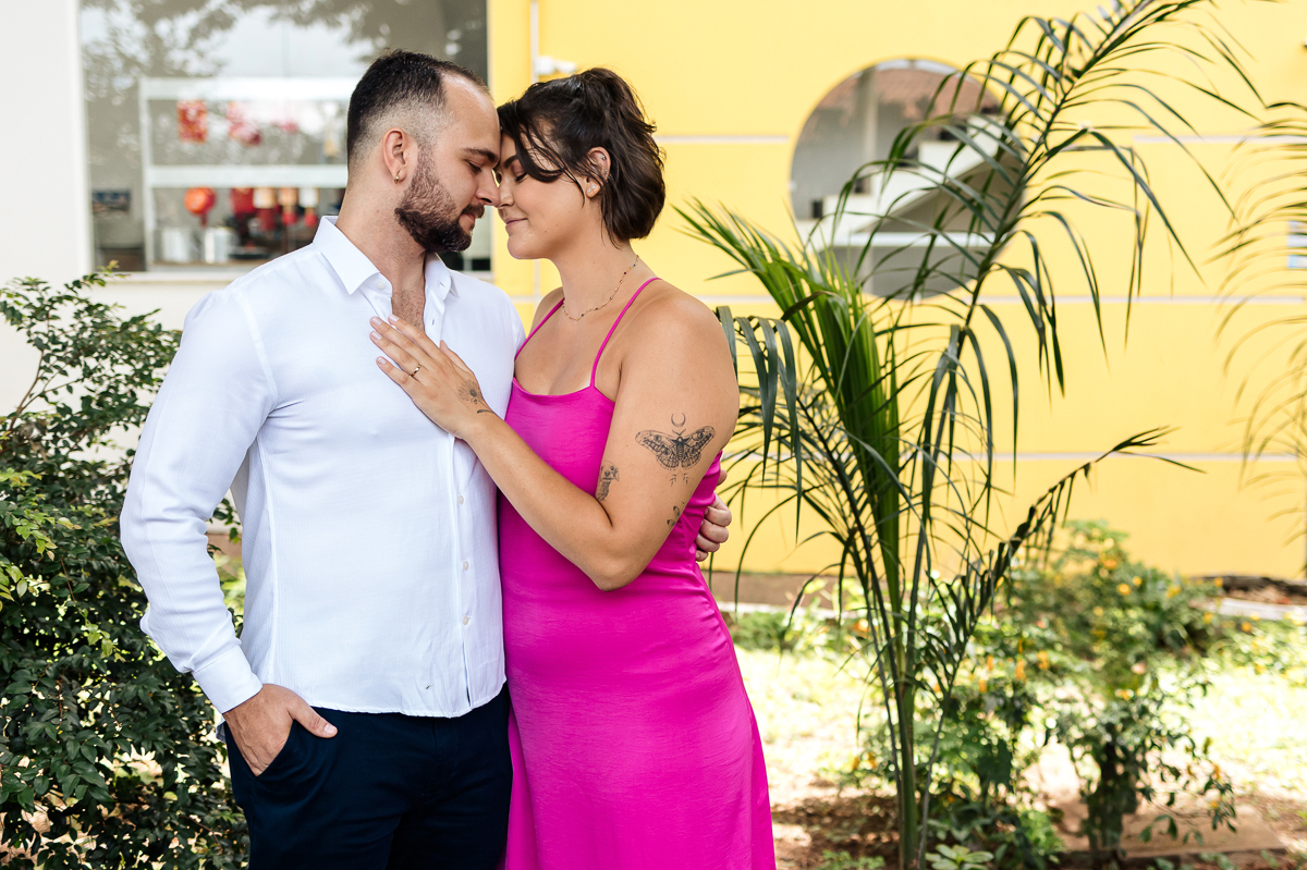 carinho, casal apaixonado