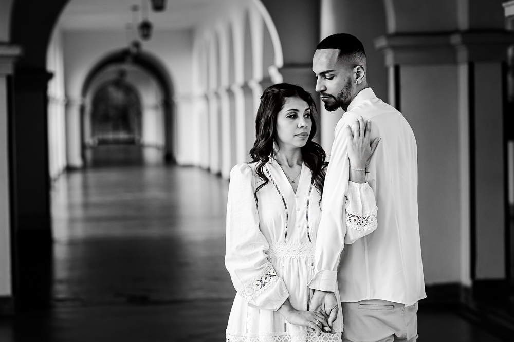 arquitetura do seminario de agudos no fundo