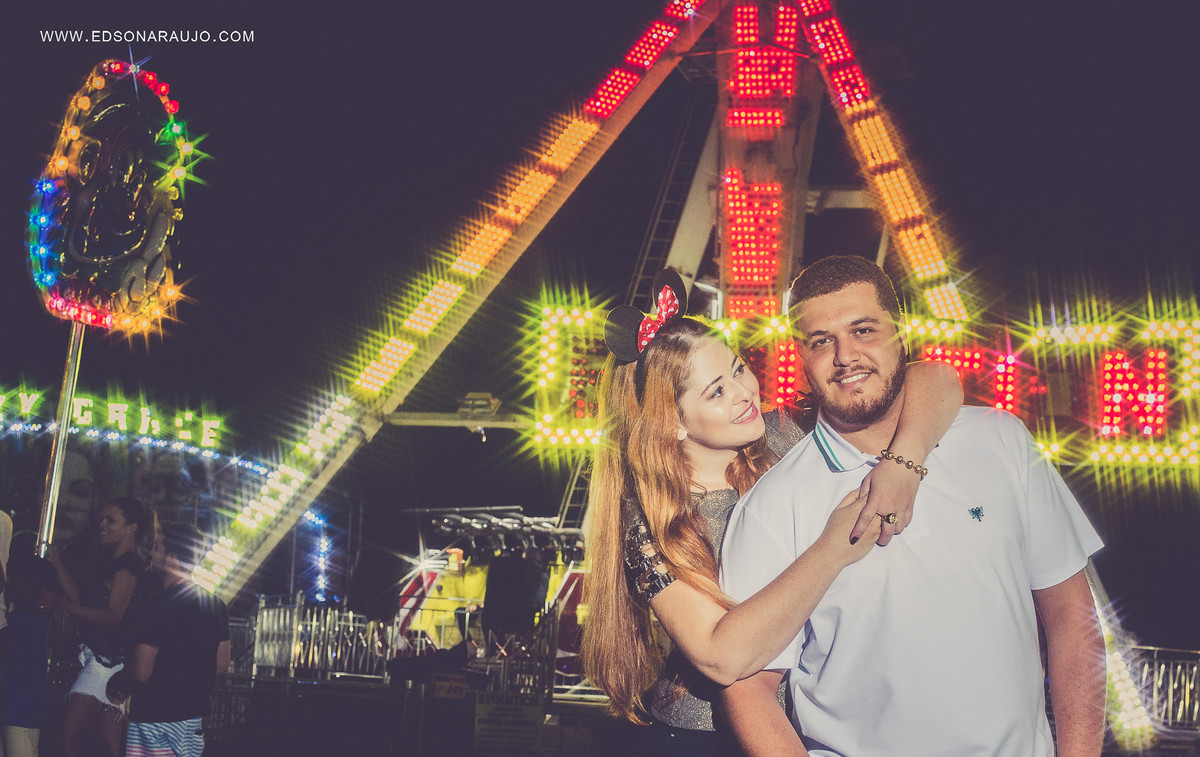 Marcela Dornelas blogueira, Foto de casal no parque, Fotos criativas, Conceito eventos, melhor fotografo, blog Marcela Dornelas, Fotos de casal, Casei em Patos, Casar em Patos, Ceriminialista em Patos